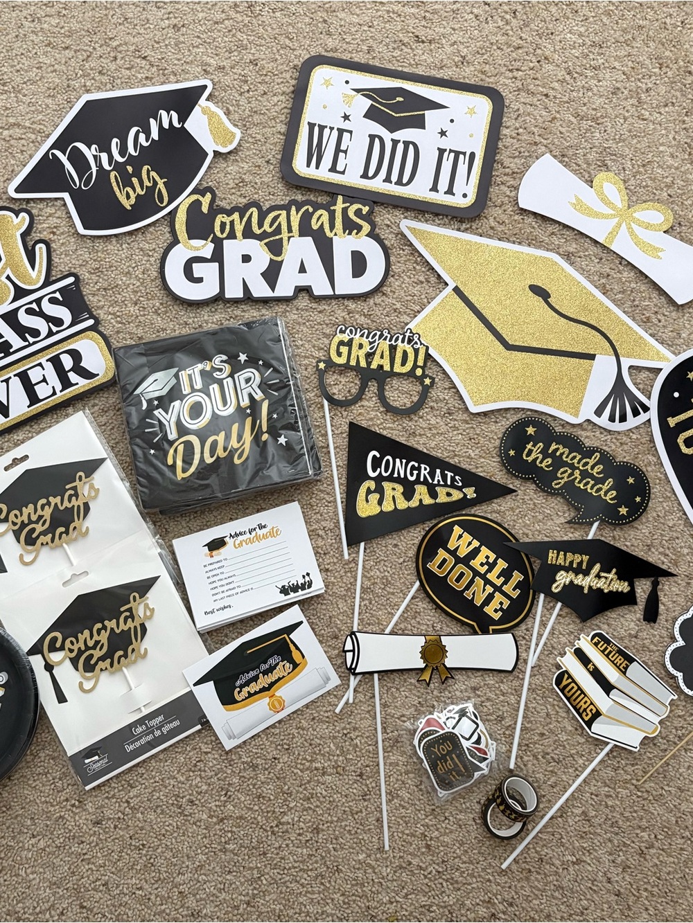 Graduation Party - Picture 2 of 3